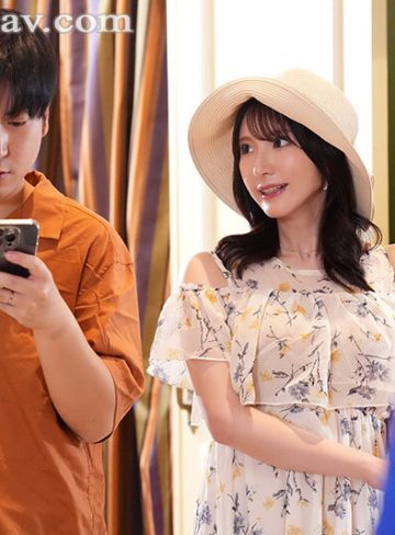 リゾートプールNTR 専属イイ女×大人のビキニ…背徳感と開放感が交錯するNTRドラマ―。 新妻ゆうか