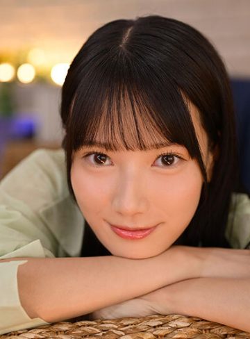 こんな美少女のエッロいフェラチオと嬉しそうな大量顔射 榊原萌